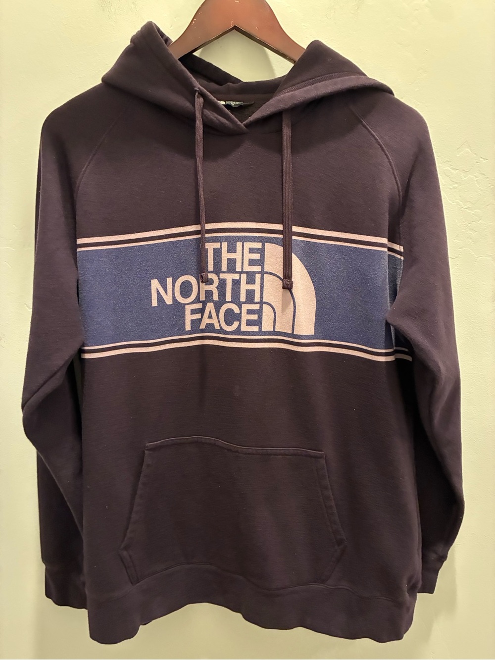 The North Face Women’s Pullover Hoodie - Plum color with Logo size XL